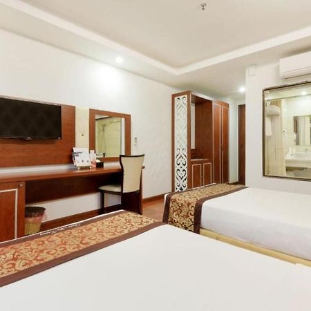 Paris Nha Trang Hotel Bagian luar foto